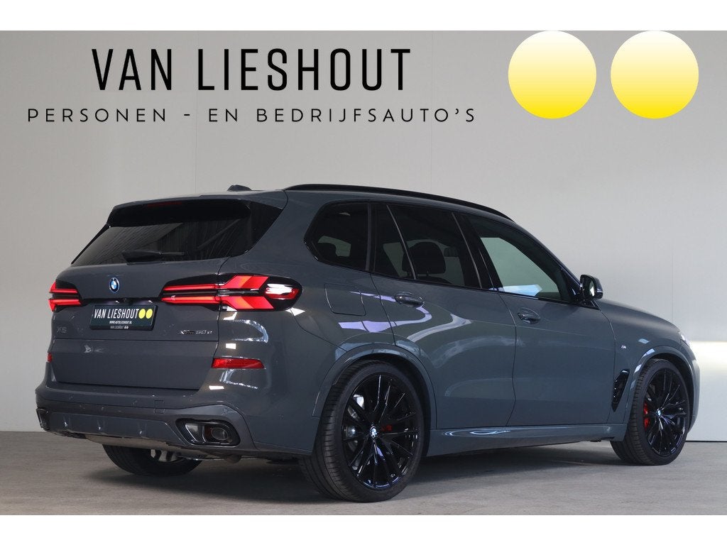 BMW X5 xDrive50e M-Sport Pro Stoel Koel+Mass I Swarovski I I, Auto's, BMW, Automaat, Gebruikt, X5, 2395 kg
