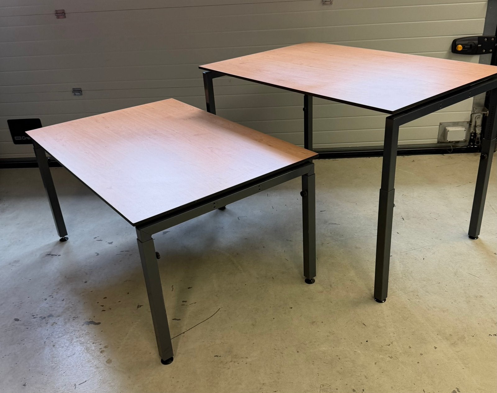 Bureau, Ophalen, Zo goed als nieuw, 80 cm, 120 cm