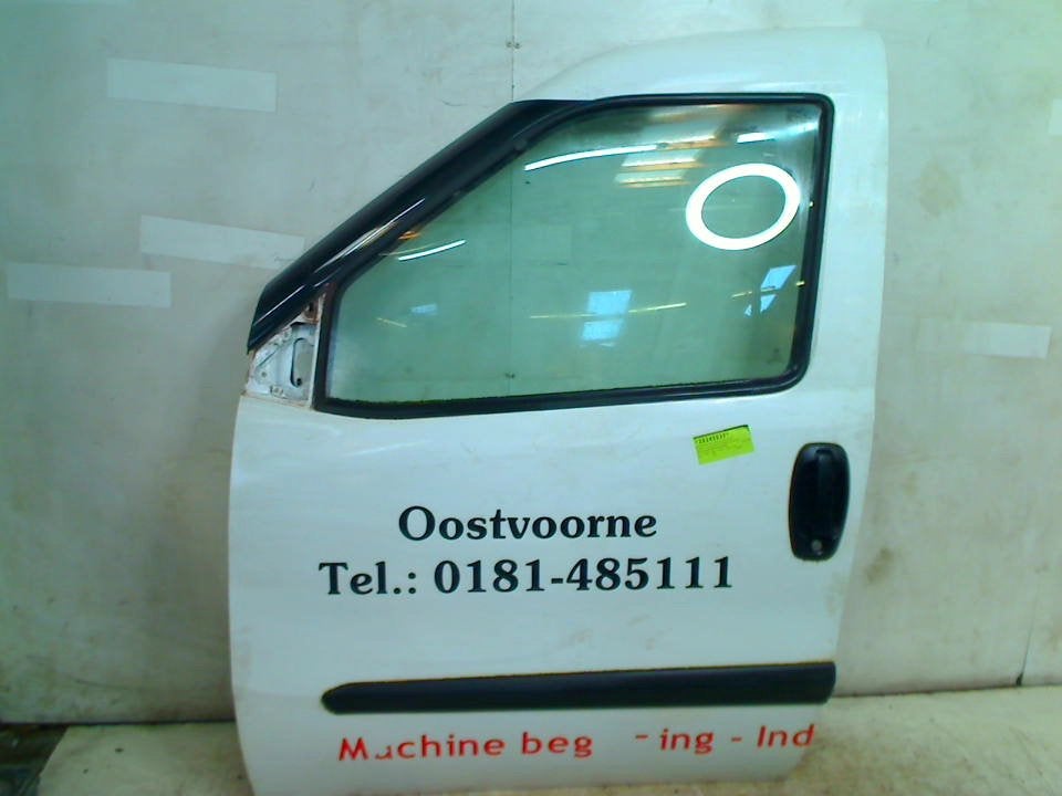 Portier Links Opel Combo (2012-02/2018-12), Gebruikt, Bahnhofsplatz, Rüsselsheim am Main 65423, , Duitsland, Opel, Opel Automobile GmbH