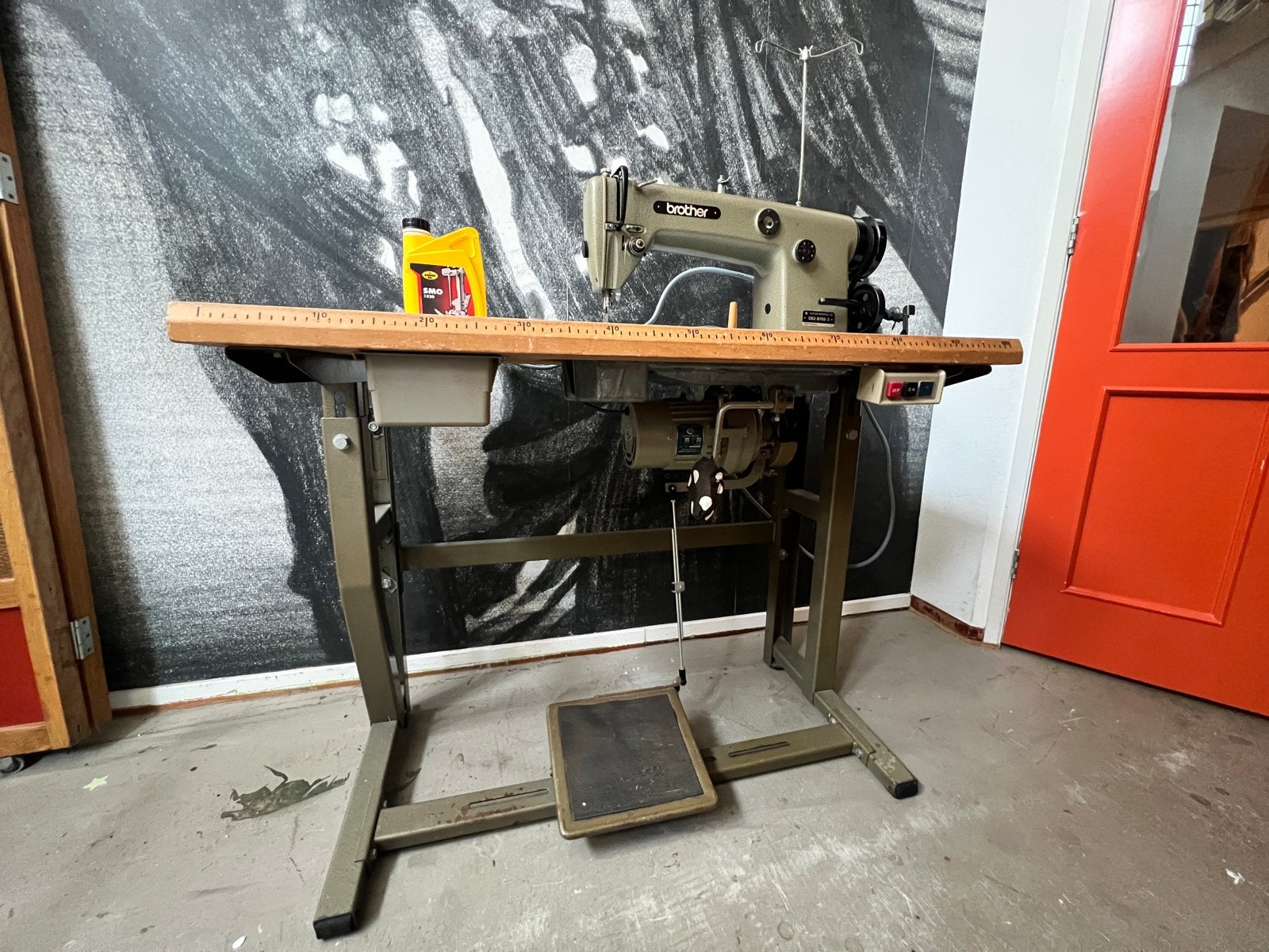 Industriële naaimachine Brother DB2-B755-3, Ophalen, Gebruikt, Naaimachine, Industrieel