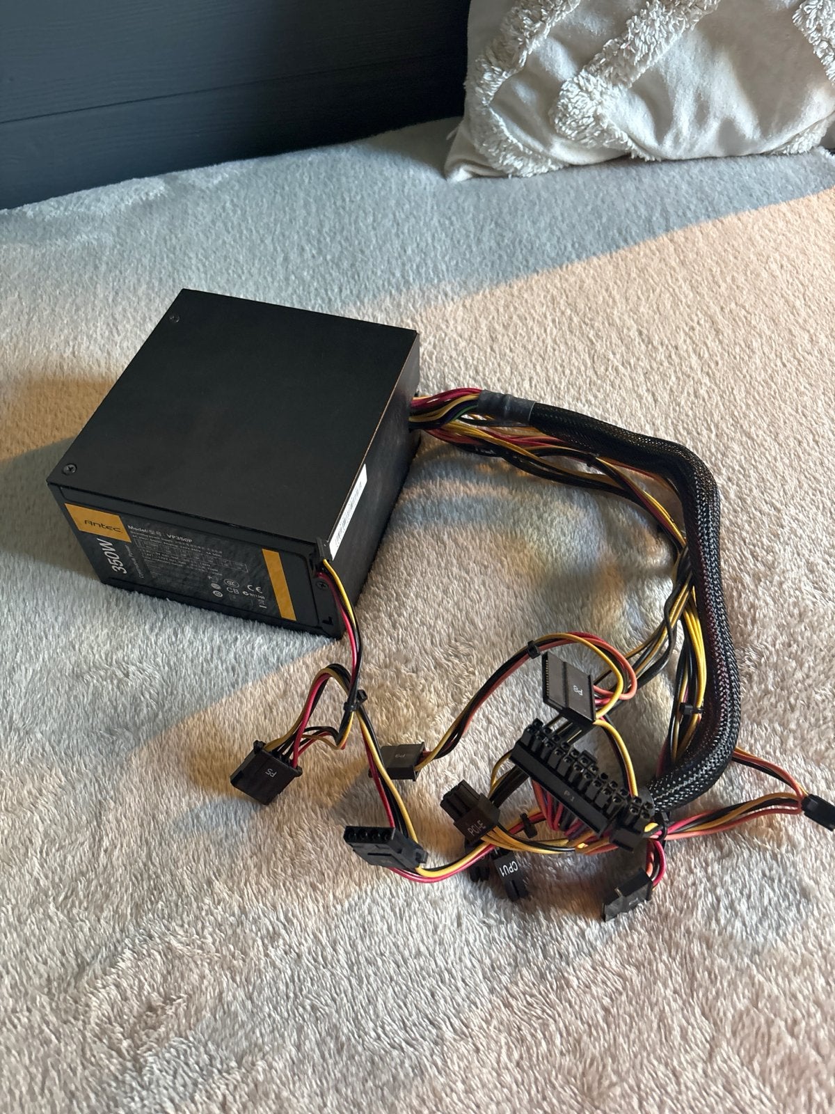 Antec VP350P 350W Voeding (Power Supply), Computers en Software, Ophalen of Verzenden, Zo goed als nieuw