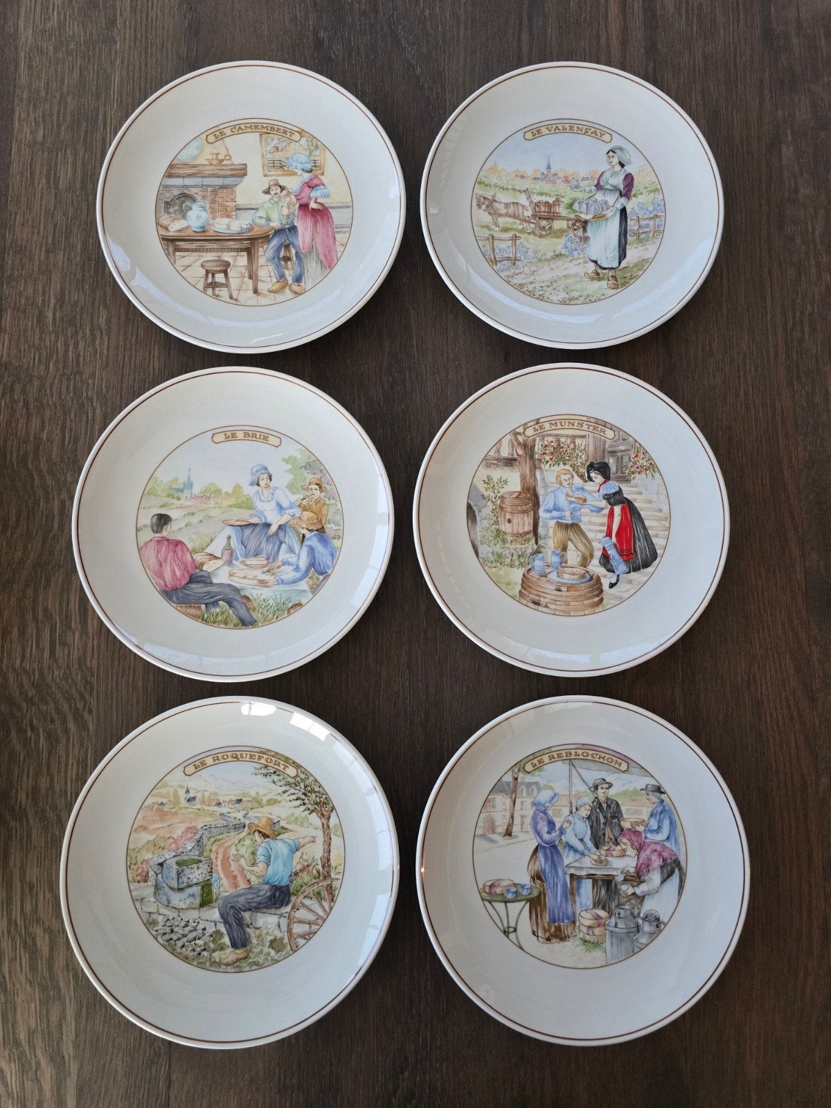 Pillivuyt porseleinen (kaas)bordenset., Antiek en Kunst, Ophalen