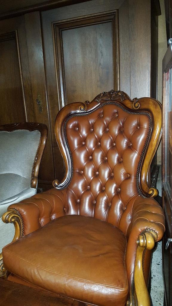 Barok fauteuis, Ophalen