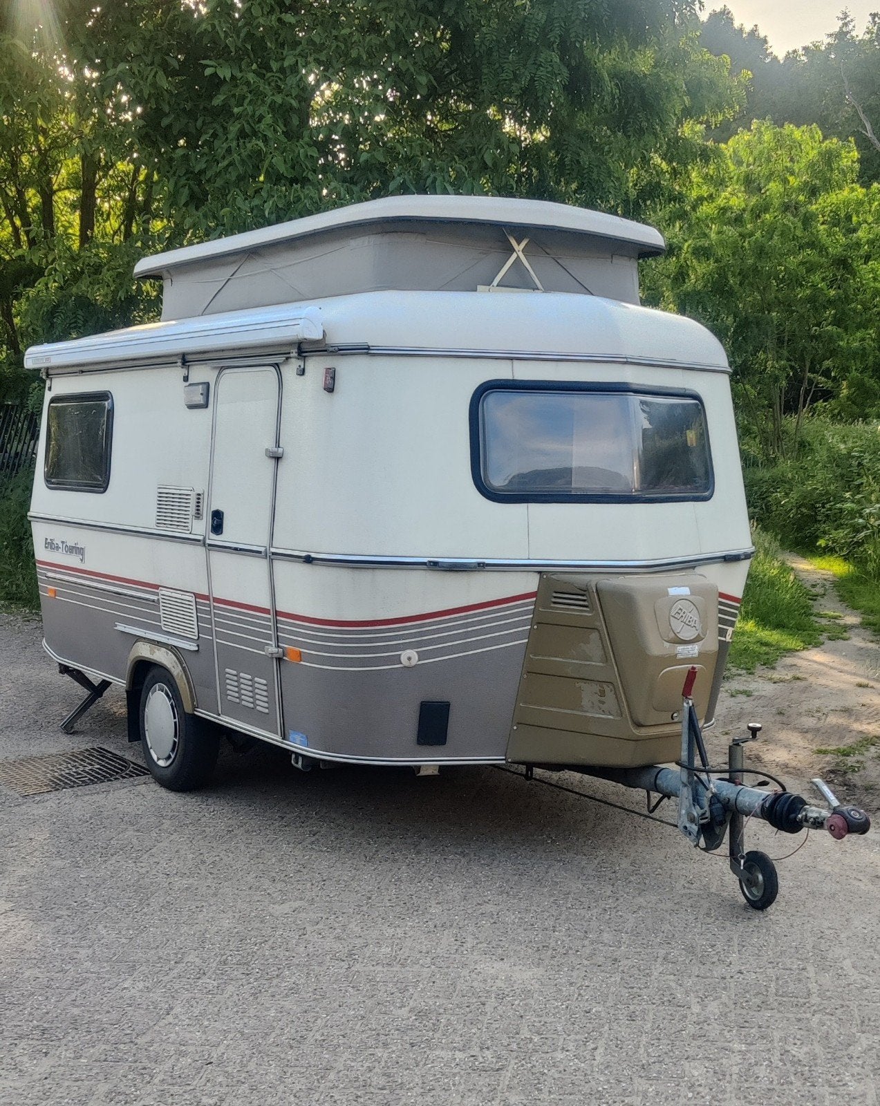 Eriba Triton, Caravans en Kamperen, Caravans, Standaardzit, Tot en met 2, Particulier, Eriba