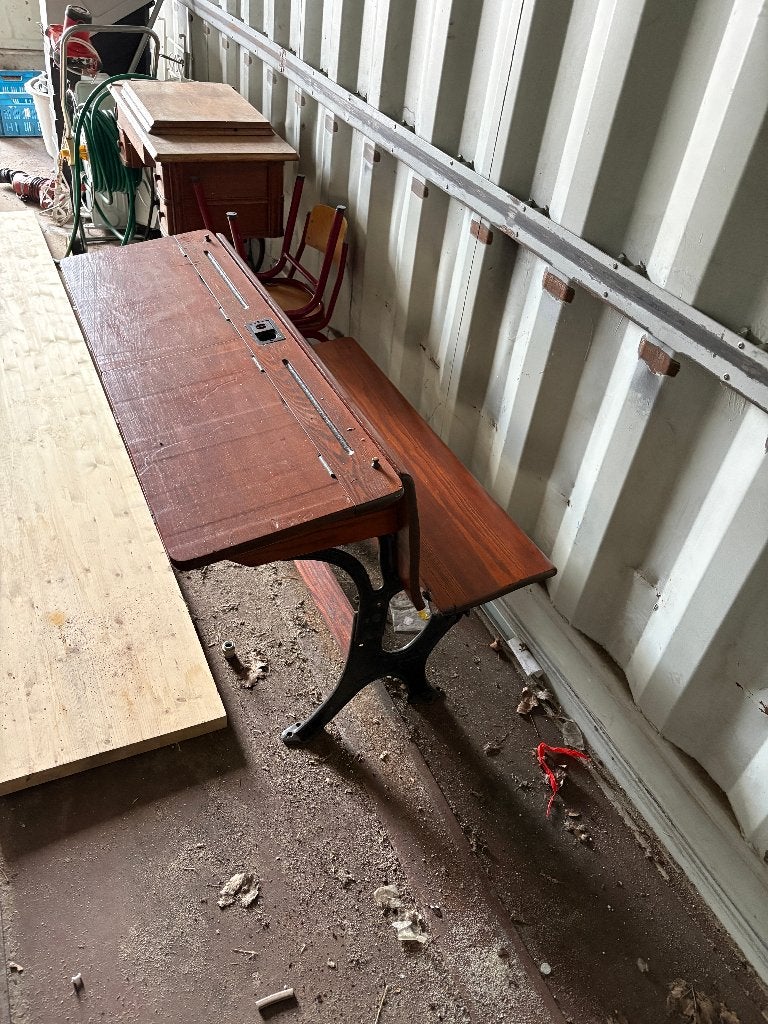 Antieke houten schoolbank met gietijzeren onderstel, Ophalen, Gebruikt, 50 tot 100 cm, Minder dan 100 cm