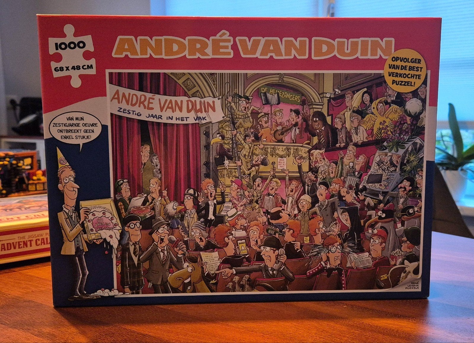 André van Duin legpuzzel 1000 stukjes - 60 jaar in het va, Ophalen of Verzenden, 500 t/m 1500 stukjes, Zo goed als nieuw, Legpuzzel