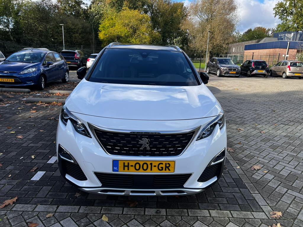 Peugeot 5008 1.6 GT Line 180pk S&S Eat8 2019 Wit, Auto's, Peugeot, Euro 6, 4 cilinders, 181 pk, 7 stoelen