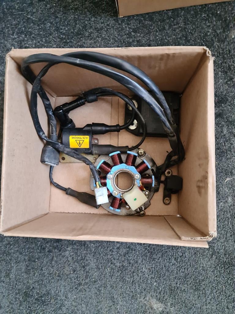 Piaggio Skipper Lx onsteking met cdi bobine compleet, Motoren, Ophalen of Verzenden