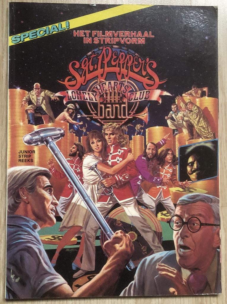 BEE GEES - Sgt. Pepper's Lonely Hearts Club Band - STRIPBOEK, Eén stripboek, Ophalen of Verzenden, Zo goed als nieuw