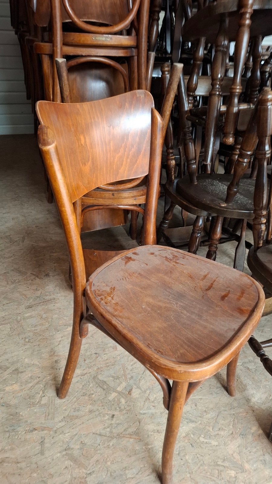 32 vintage cafe horeca bouter stoelen bentwood hout bruin, Ophalen of Verzenden