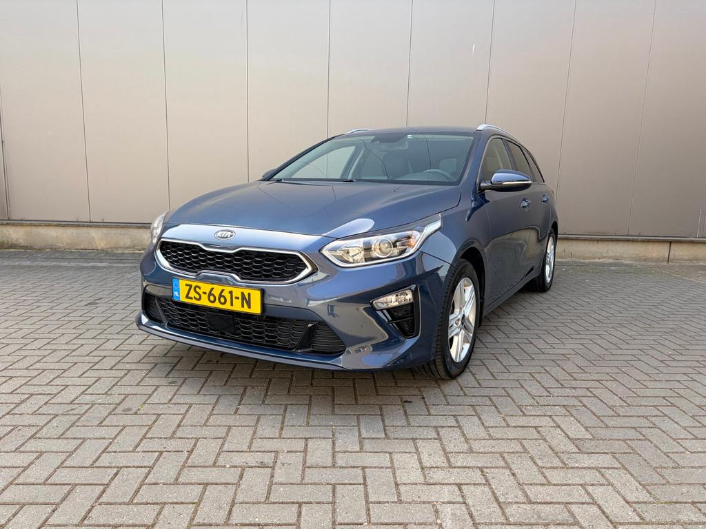 Kia Ceed Sportswagon 1.0 T-GDi DynamicPlusLine, Voorwielaandrijving, Gebruikt, Blauw, Leder en Stof