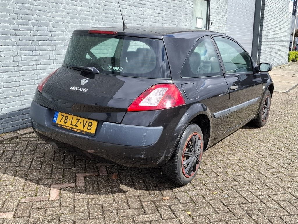 Renault Mégane 1.6-16V Expr Comfort Nw Koppeling ✅, Auto's, Renault, Gebruikt, 4 cilinders, Zwart, 113 pk