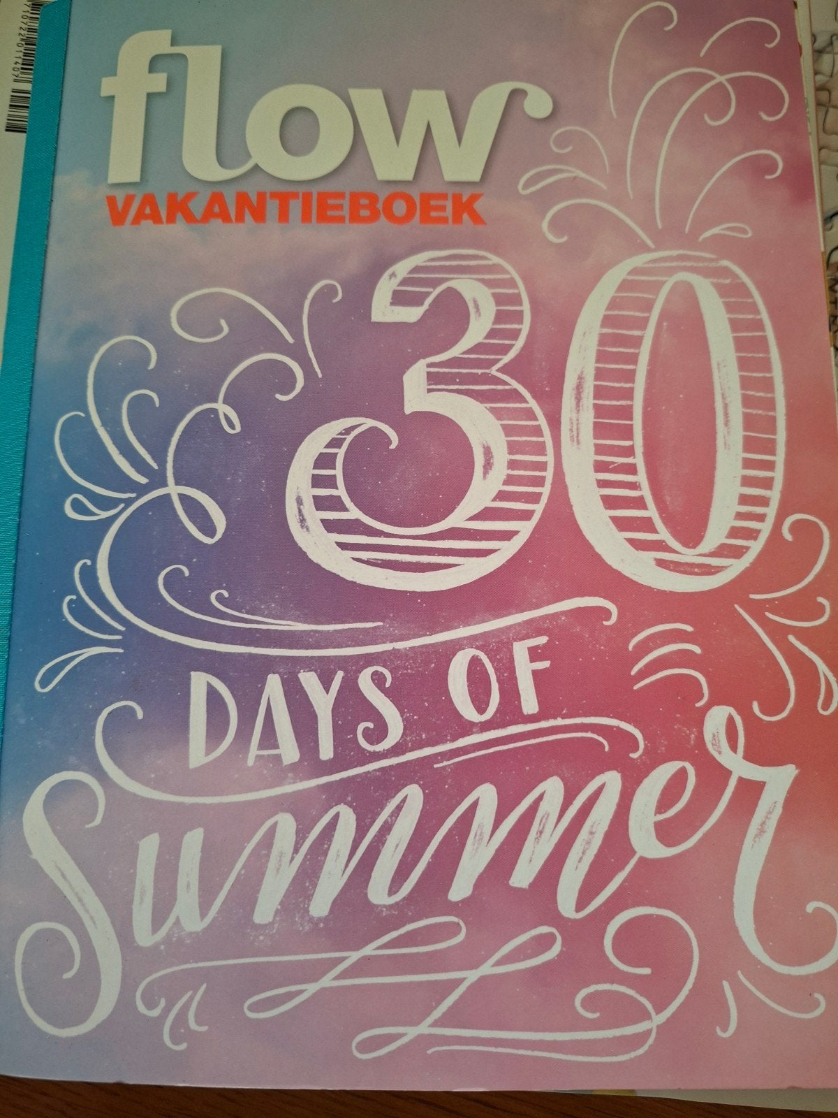 Flow Vakantieboek: 30 Days of Summer, Ophalen of Verzenden, Zo goed als nieuw, Reisgids of -boek, Overige merken