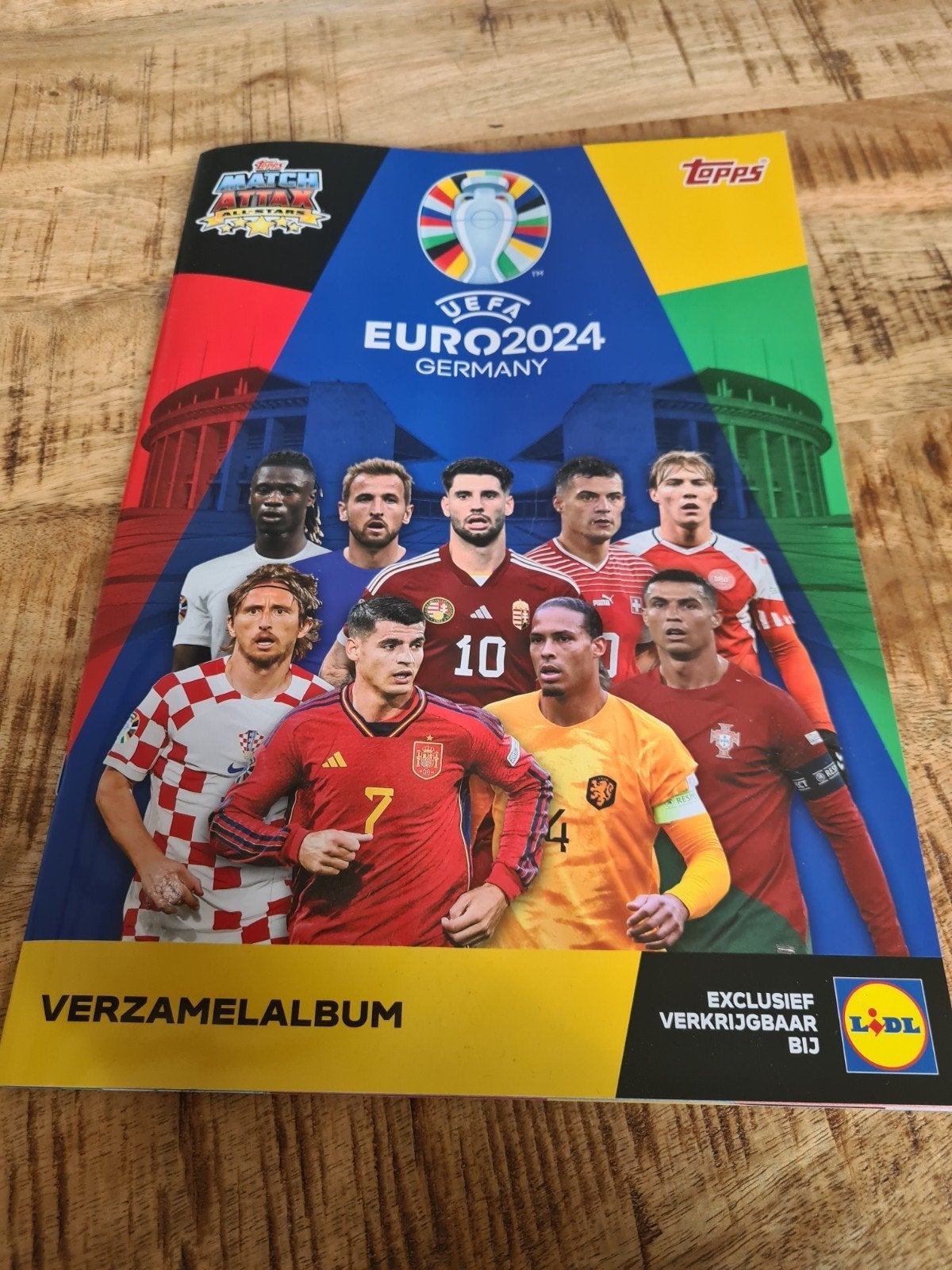 EURO2024 UEFA voetbalboek met plaatjes, Ophalen of Verzenden, Nieuw, Buitenlandse clubs, Poster, Plaatje of Sticker