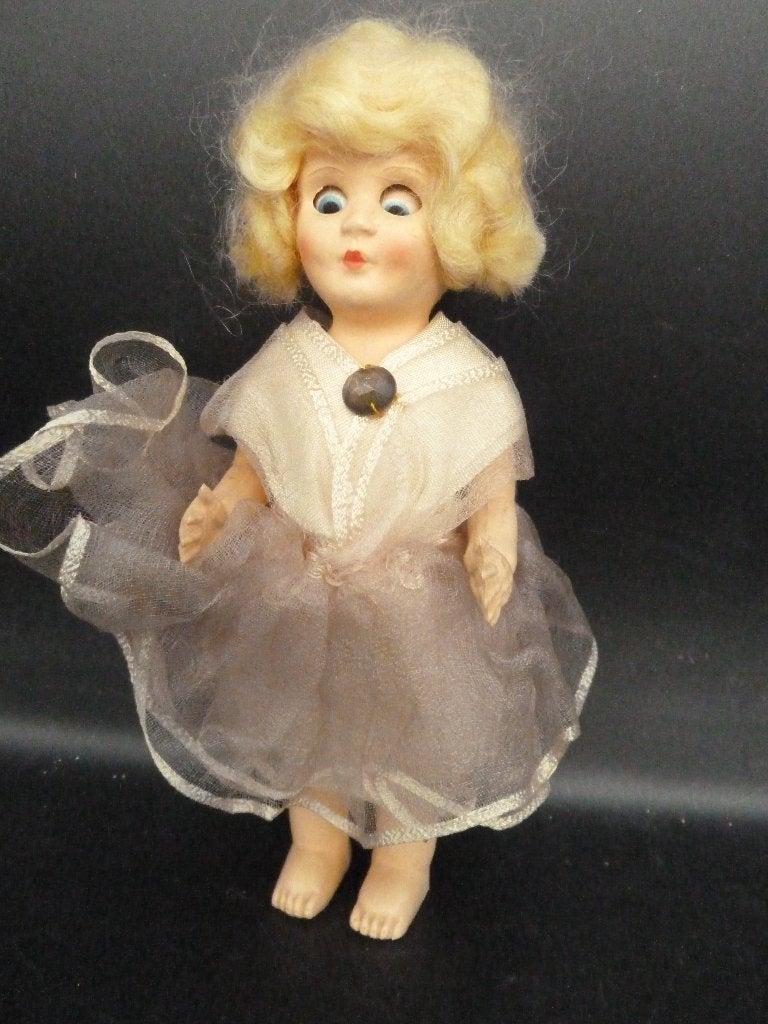 Vintage Rosebud popje England, Verzamelen, Poppen, Ophalen of Verzenden, Zo goed als nieuw, Pop
