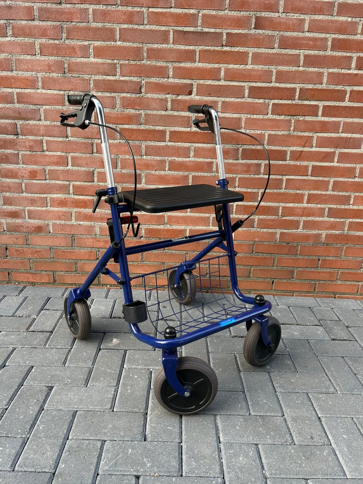 Rollator nieuw, Ophalen, Zo goed als nieuw