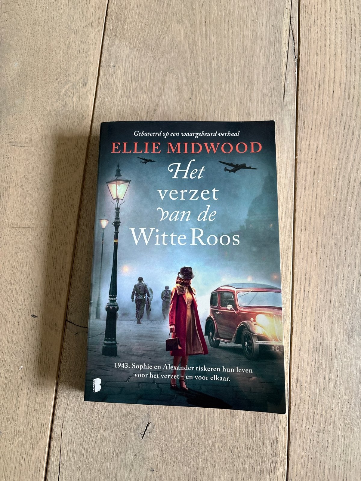 Het verzet van de Witte Roos - Ellie Midwood, Ophalen of Verzenden, Zo goed als nieuw