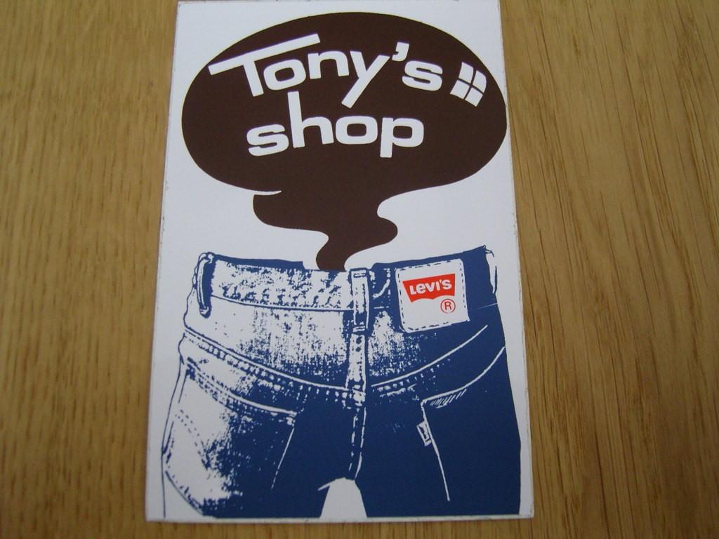 sticker tony's shop jeans levi's, Verzamelen, Stickers, Ophalen, Zo goed als nieuw