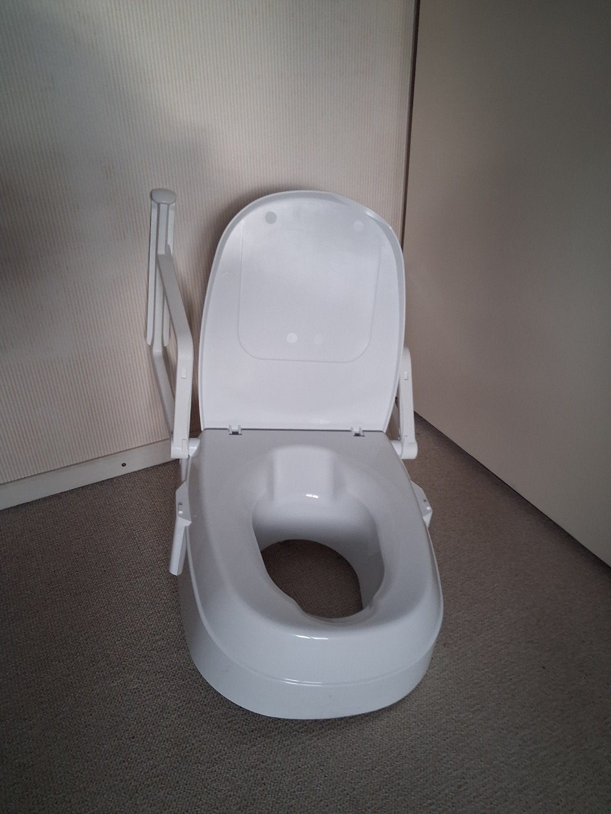 Toilet verhoger, Ophalen