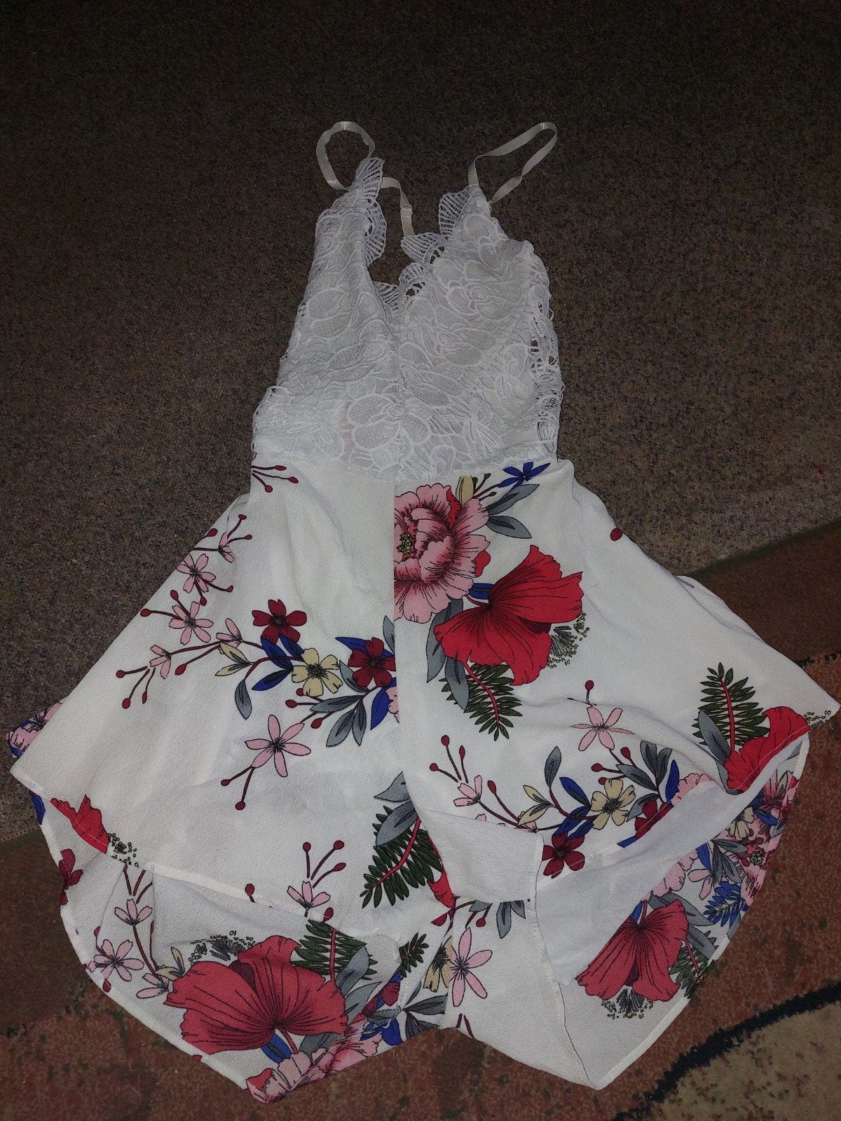 Zomerse Playsuit met Bloemenprint en Kanten Details, Wit, Maat 42/44 (L), Ophalen of Verzenden, Boven de knie