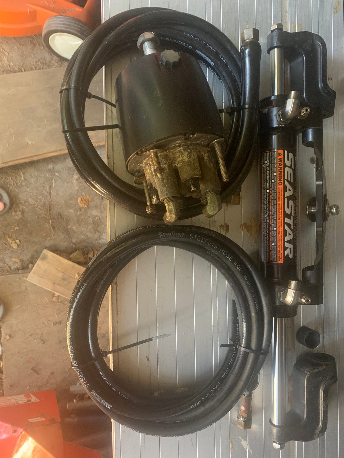 Seastar buitenboordmotor hydraulische bootstuur 4 meter, Ophalen, Zo goed als nieuw, Motor en Techniek, Motorboot