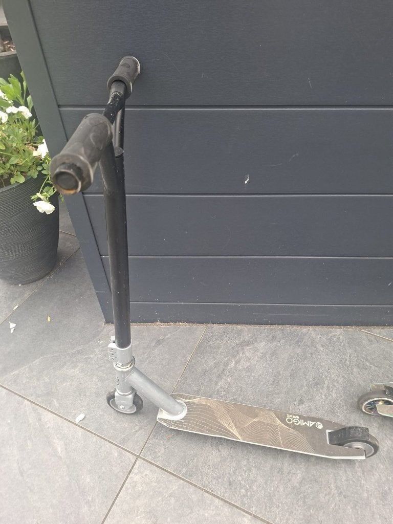 Stuntstep, Fietsen en Brommers, Steps, Ophalen, Gebruikt, Gewone step, Amigo