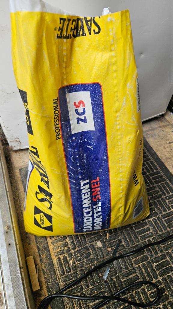 Halve zak snel zandcement (ca. 12,5 kg), Doe-het-zelf en Verbouw, Overige Doe-het-zelf en Verbouw, Ophalen