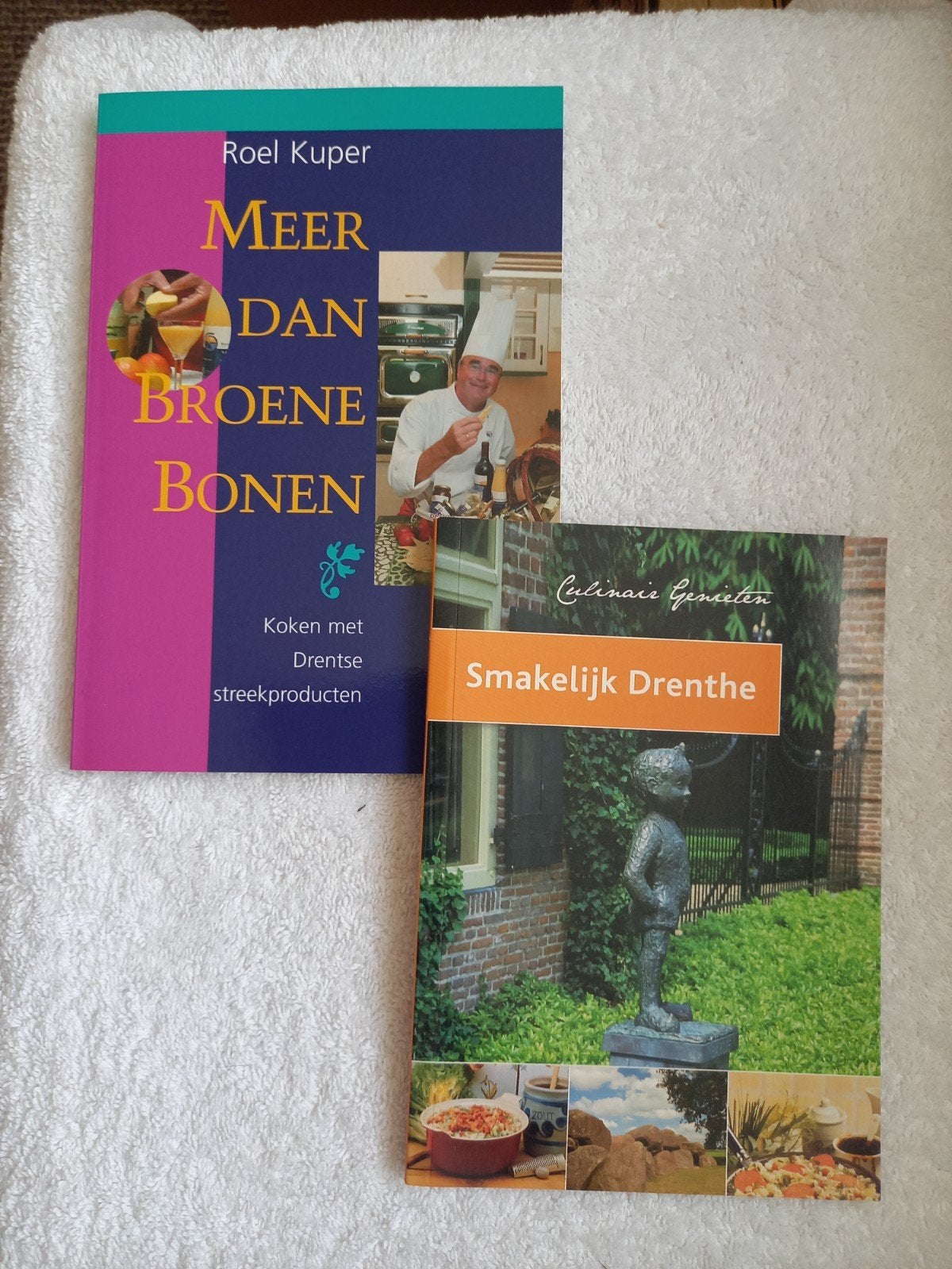 w12 2x Kookboek: Meer dan Broene Bonen & Smakelijk Drenthe, Boeken, Kookboeken, Hoofdgerechten, Roel Kuper, Ophalen of Verzenden