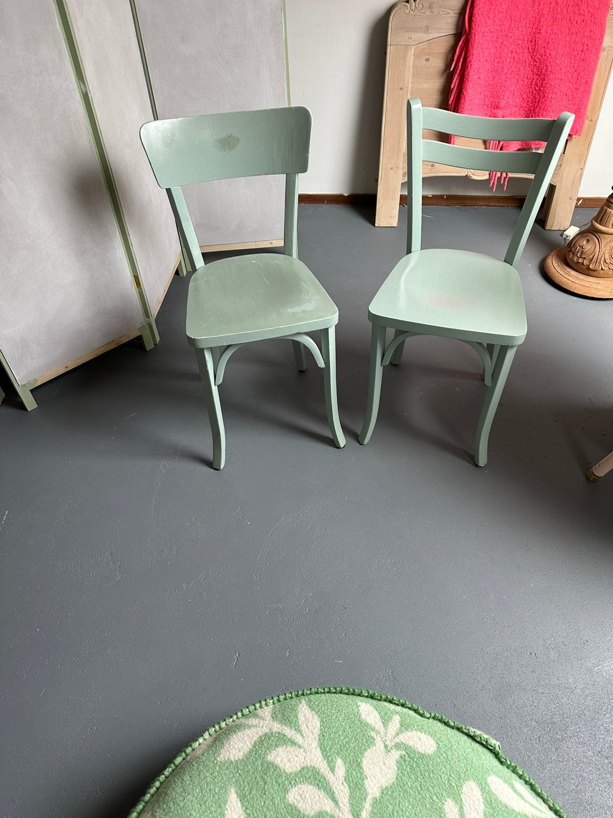 2 leuke oude stoeltjes, Ophalen, Gebruikt, Twee, Overige kleuren