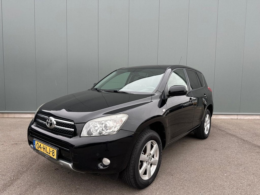 Toyota RAV4 2.0 VVTi Linea Sol 4WD | AIRCO | NAP !, Automaat, 1998 cc, 4 cilinders, Zwart