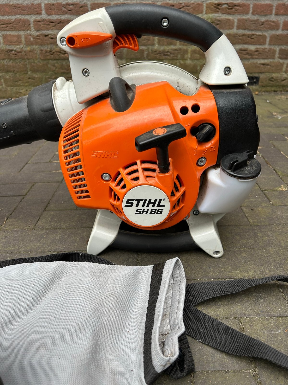 Stihl SH 86 Bladblazer/Bladzuiger Benzine, Tuin en Terras, Bladblazers, Benzine, Gebruikt, Handgedragen, Ophalen of Verzenden