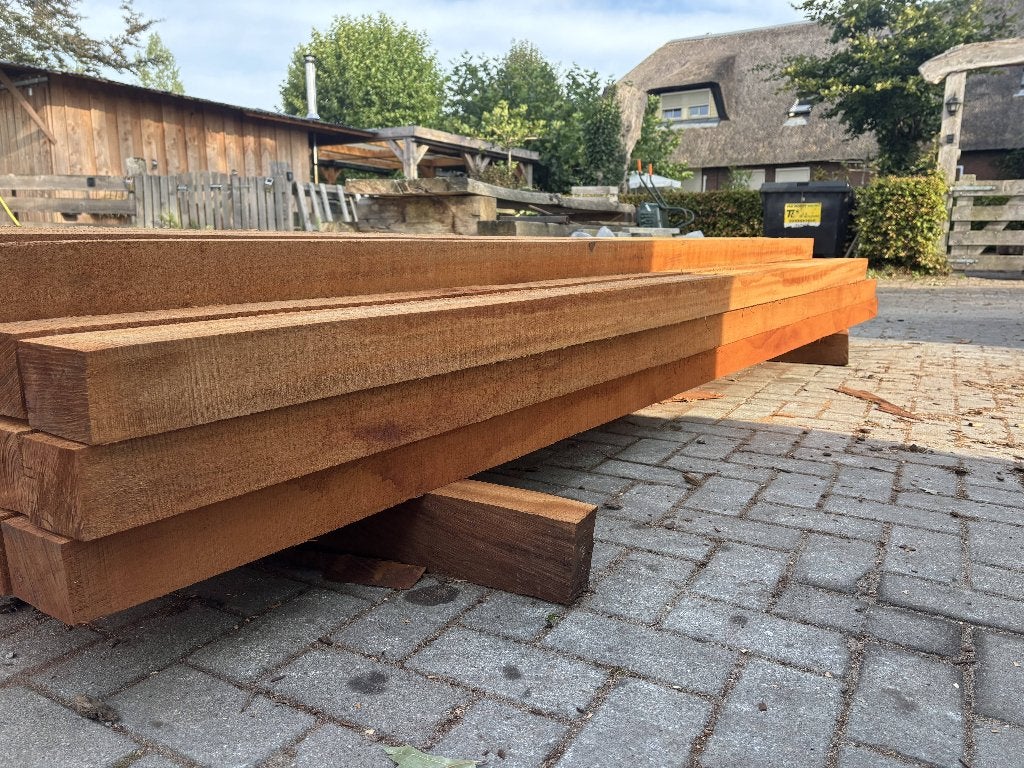 Sapeli Mahonie Balken – 80x130 & 80x110 mm | €895 per m³, Nieuw, Ophalen of Verzenden, Hardhout, 250 cm of meer