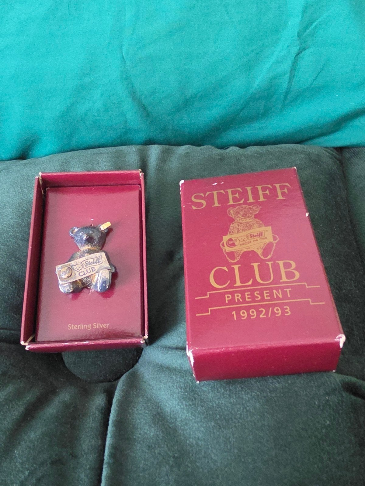 Steiff Club Present 1992/93 - Sterling Zilveren Speldje, Minder dan 4 cm, Ophalen of Verzenden, Zo goed als nieuw, Zilver
