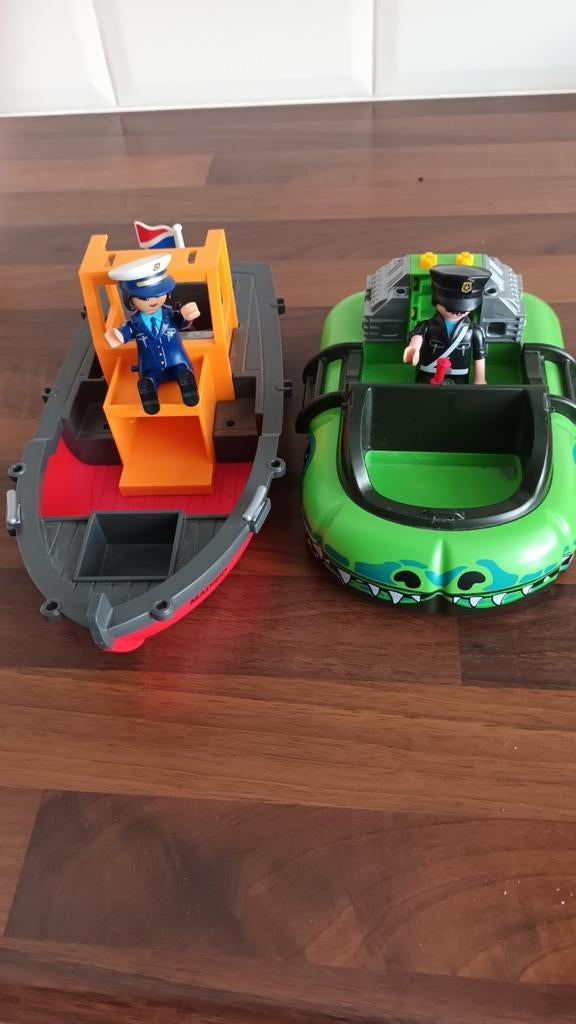 Playmobil boten en auto.s met stoplicht, Ophalen