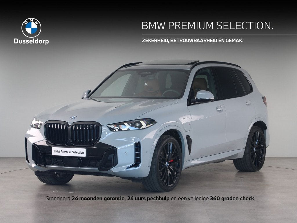 BMW X5 xDrive50e M-Sport Pro (bj 2025, automaat), Auto's, Automaat, Gebruikt, X5, 2395 kg