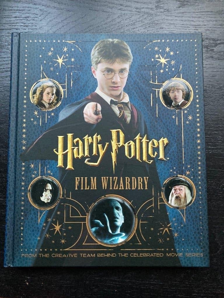 Harry Potter & Fantastic Beasts filmboeken, Ophalen of Verzenden, Zo goed als nieuw, Boek of Poster