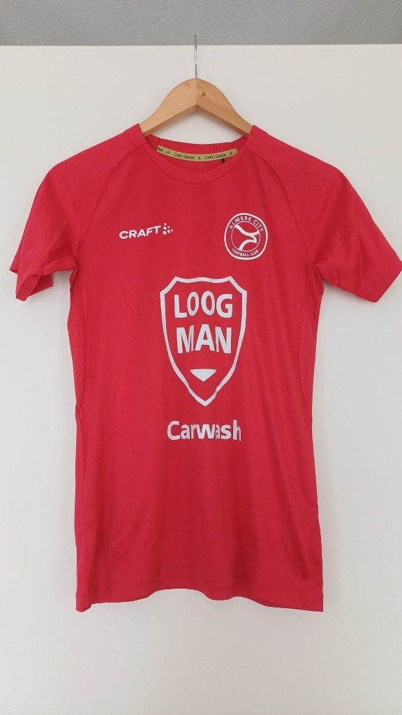 Almere City shirt, maat 158-164, rood, Ophalen of Verzenden, Zo goed als nieuw, Overige binnenlandse clubs, Shirt