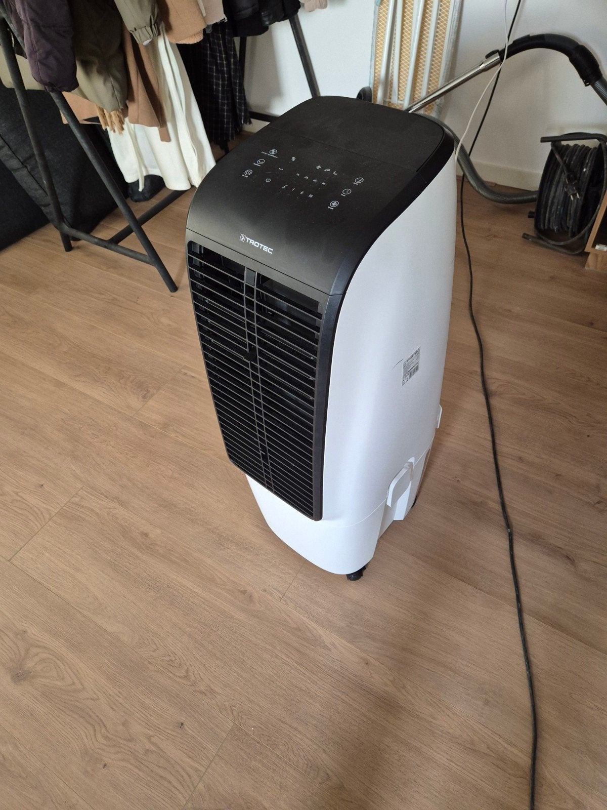 Trotec Mobiele Airco - Koelen, Ventileren, Ontvochtigen, Ophalen, Minder dan 60 m³, 3 snelheden of meer, Zo goed als nieuw