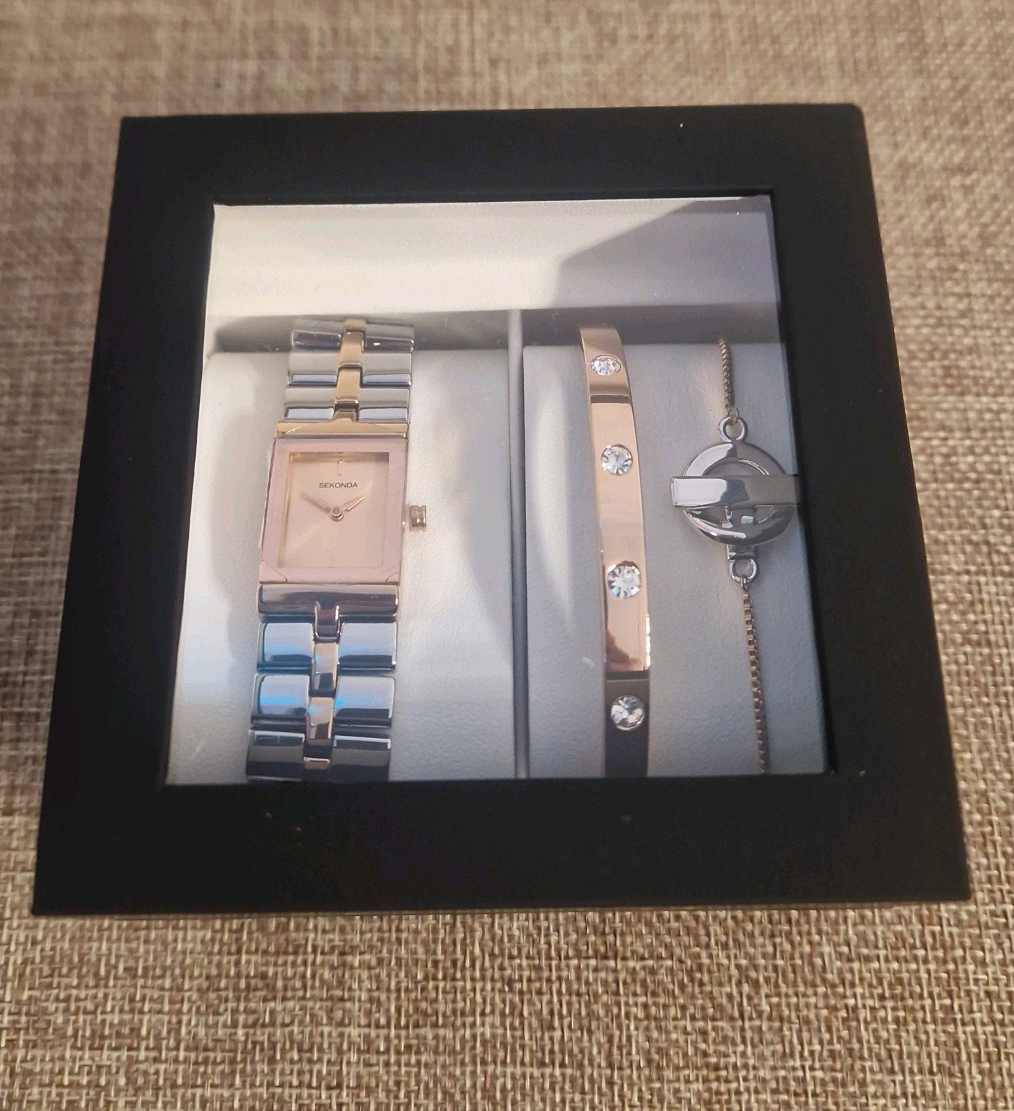 Nieuw Dames Horloge & Armbanden Set - Roségoud & Zil, Overige merken, Overige materialen, Polshorloge, Overige materialen