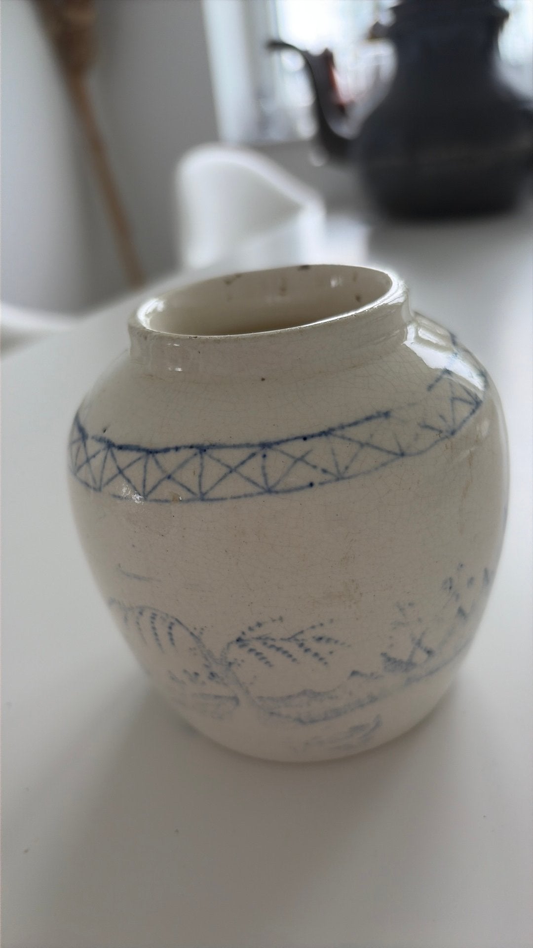 Antieke Chinese gemberpot met blauw-wit decor, Ophalen of Verzenden
