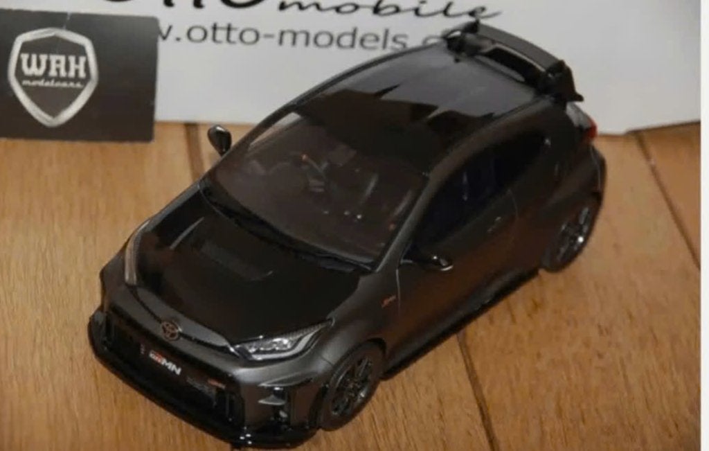 1:18 TOYOTA YARIS GR CIRCUIT PACK Otto mobile OT1046 WRH, Hobby en Vrije tijd, Modelauto's | 1:18, Verzenden, Zo goed als nieuw