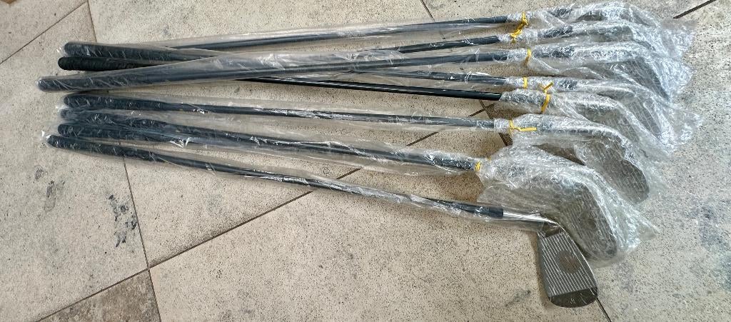Set NIEUWE golfclubs, Sport en Fitness, Golf, Ophalen, Nieuw, Set