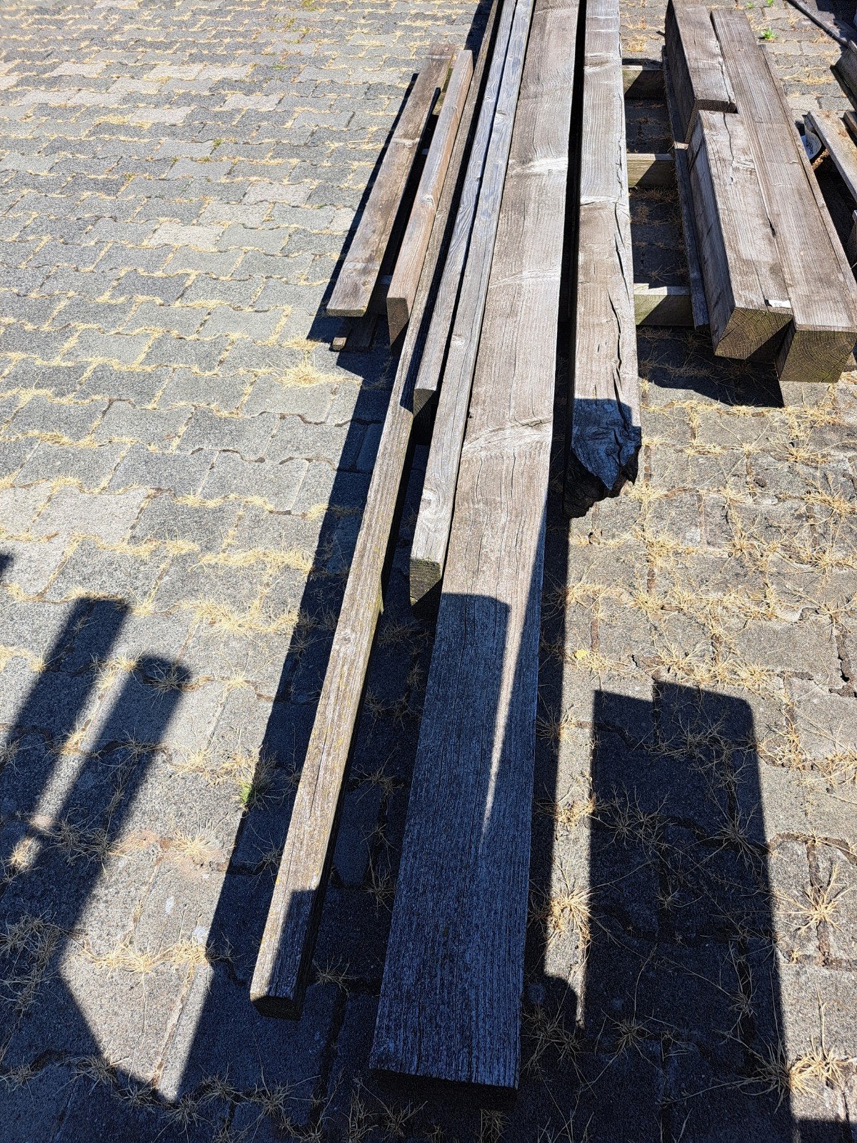 Lariks /douglas palen en balken, Ophalen, Zo goed als nieuw, 250 cm of meer, Balken