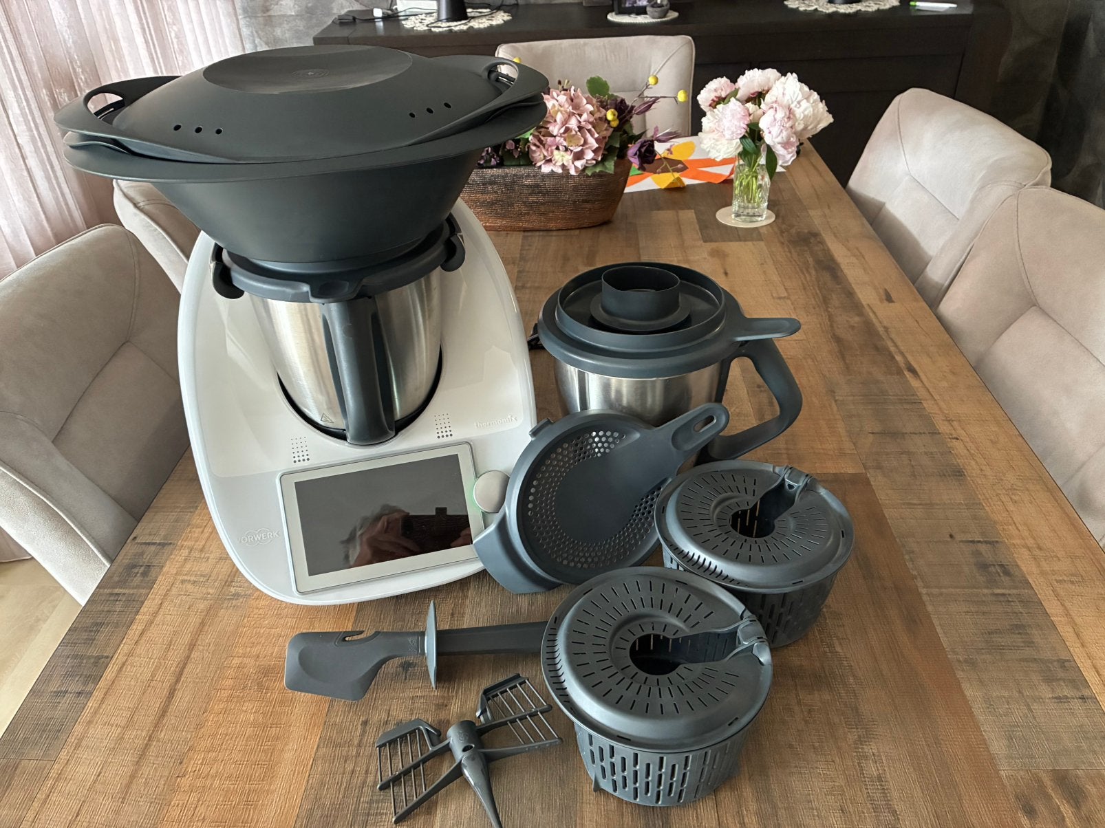 Te koop, Thermomix TM6 met accesoires, Witgoed en Apparatuur, Keukenmixers, 4 liter of meer, Ophalen, Zo goed als nieuw, 3 snelheden of meer