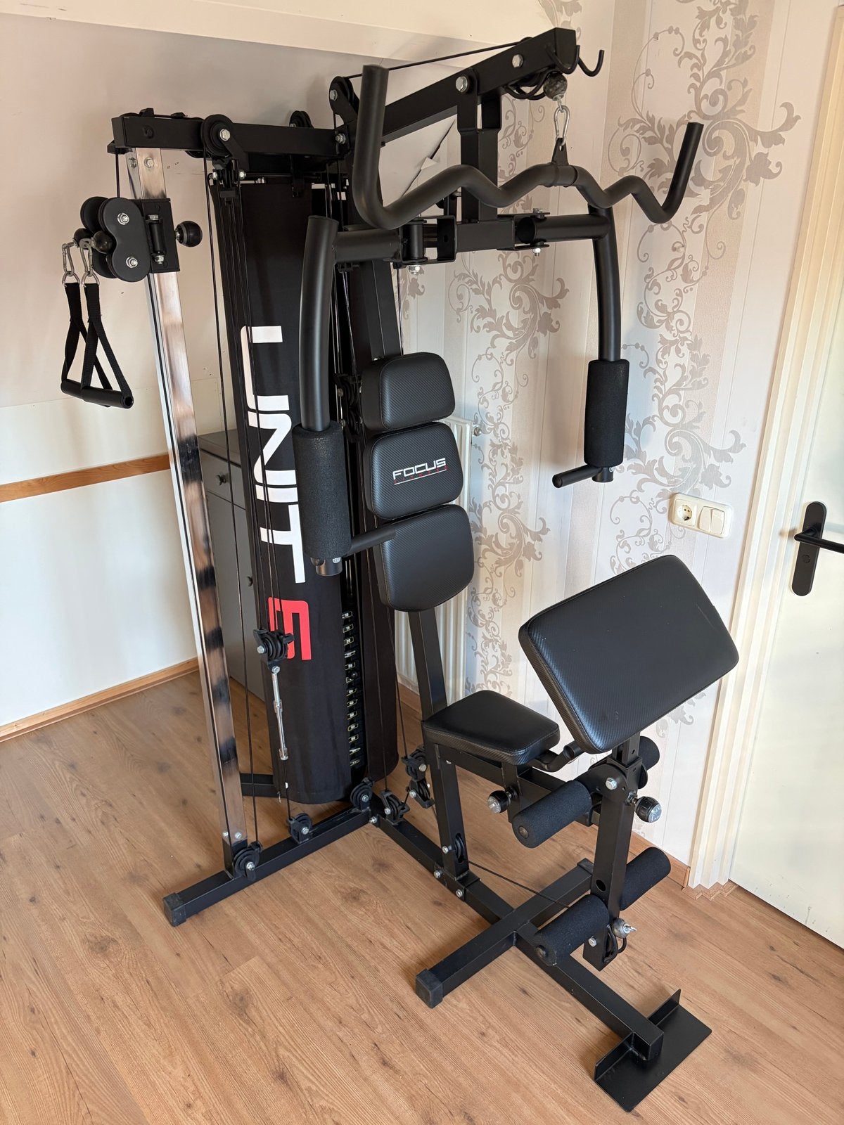 Complete Home Gym Set: Krachtstation, Dumbbells, Bank & Meer, Ophalen, Benen, Krachtstation, Zo goed als nieuw
