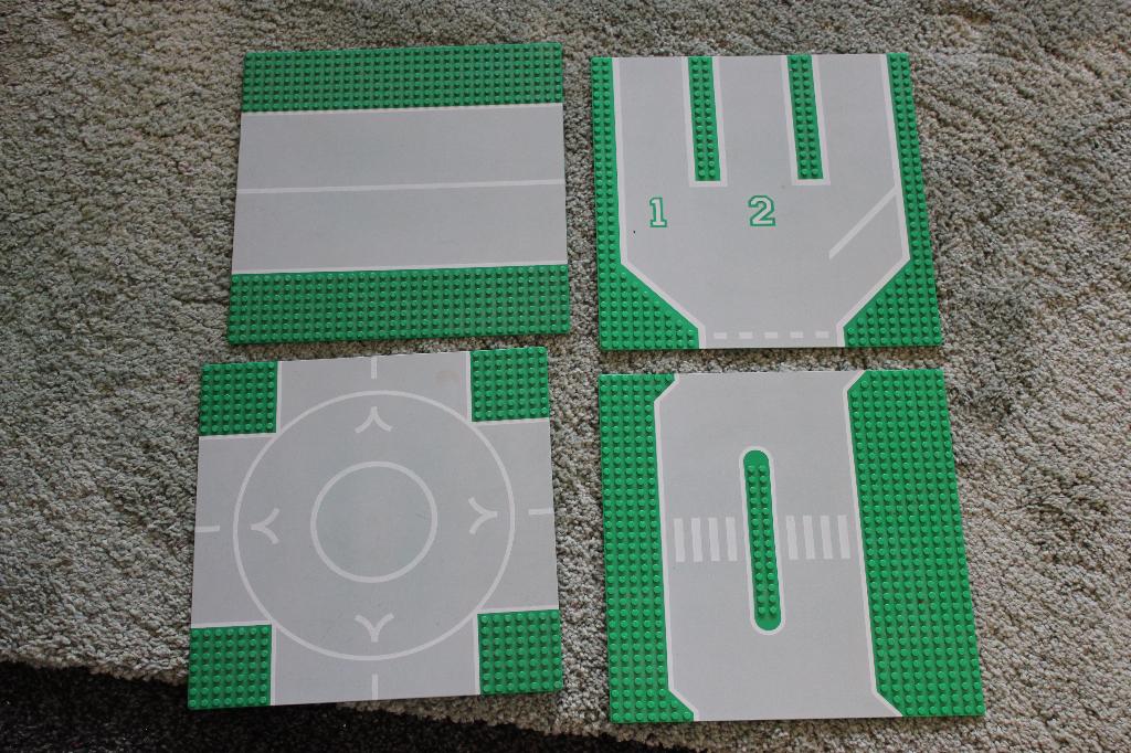 4 wegenplaten van lego, Kinderen en Baby's, Speelgoed | Duplo en Lego, Ophalen, Gebruikt, Grondplaat, Lego
