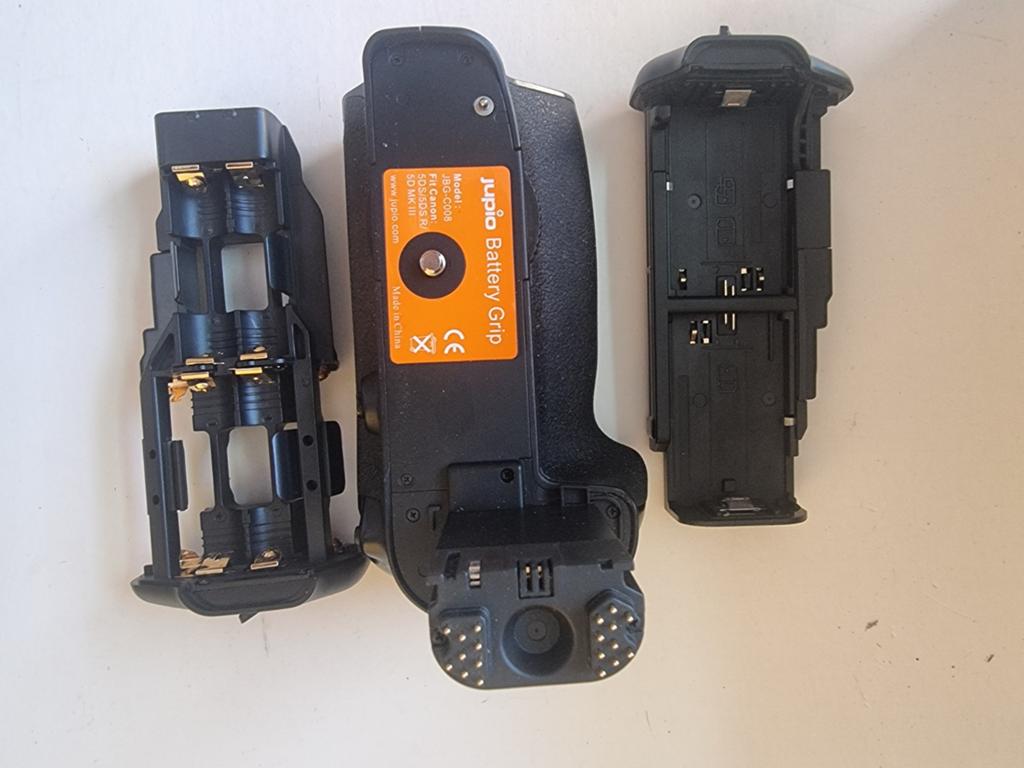Jupio Battery Grip JBG-C006 voor Canon EOS 5D Mark III, Ophalen of Verzenden, Gebruikt
