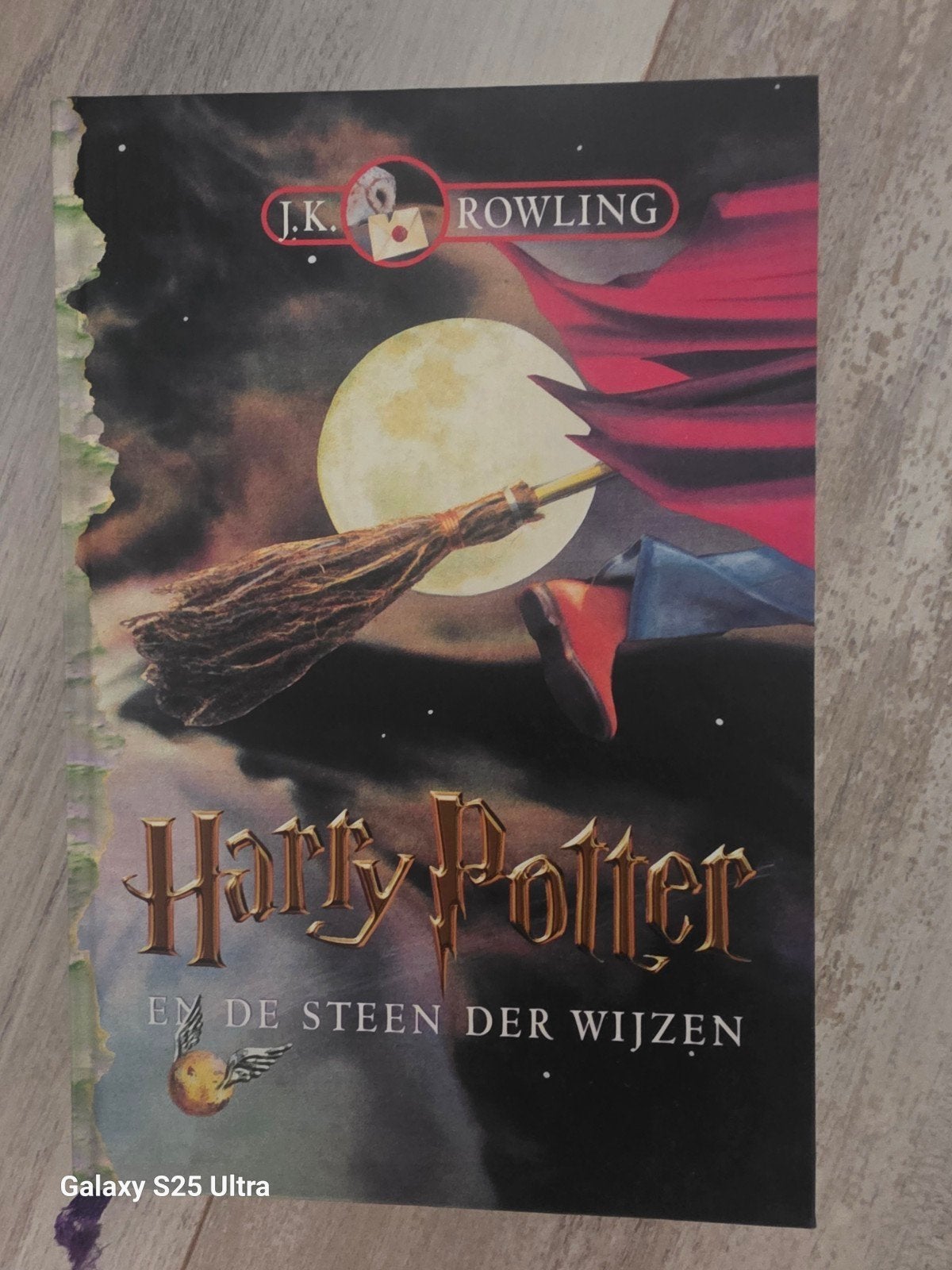 J.K. Rowling - Harry Potter en de steen der wijzen, Ophalen of Verzenden, Zo goed als nieuw, Overige typen