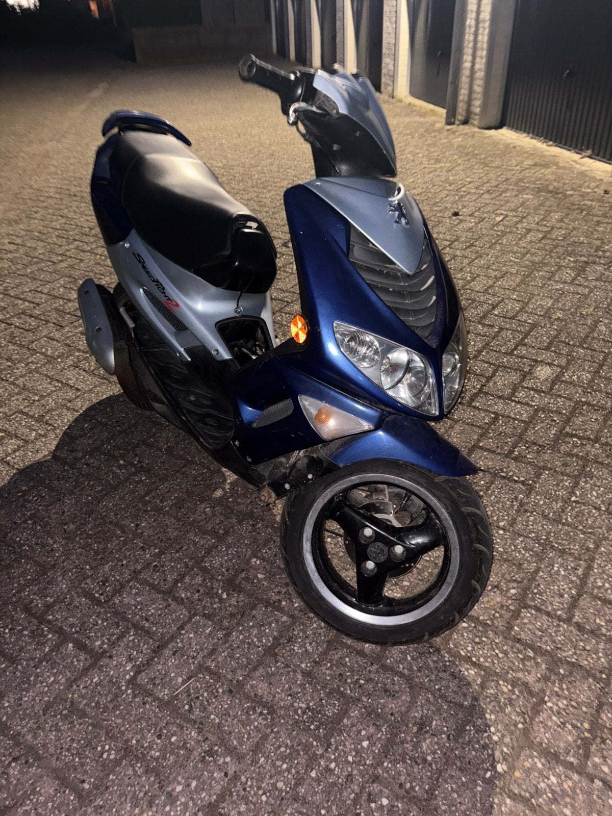 Peugeot speedfight 2 ac, Ophalen, Zo goed als nieuw, Benzine