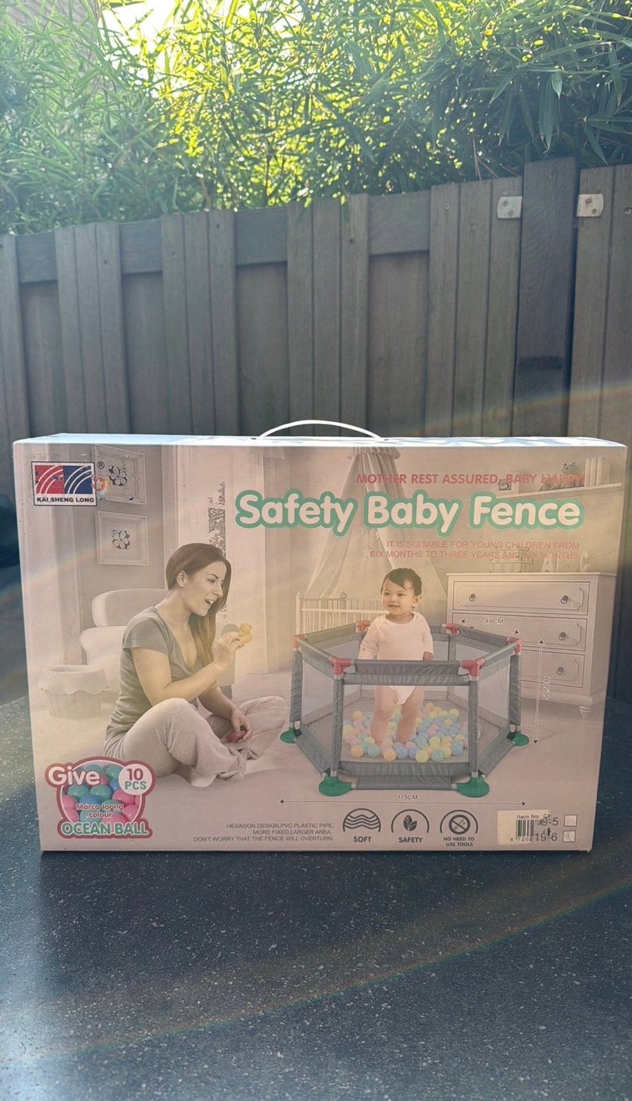 Safety baby fence, Kinderen en Baby's, Boxen, Ophalen of Verzenden, Zo goed als nieuw